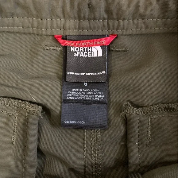 The North Face Aphrodite Capri Pants green Size 6 TNF hiking everyday 5 pockets - Picture 8 of 9